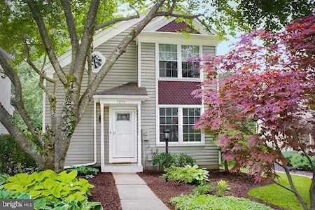 7273 Steamerbell Row Columbia, MD 21045
