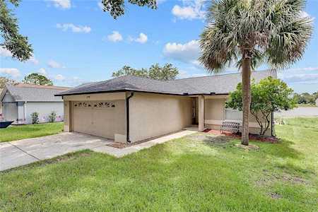 2499 Lake Jackson CIRCLE Apopka, FL 32703