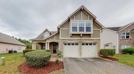 3328 Brome Ln Nashville, TN 37218
