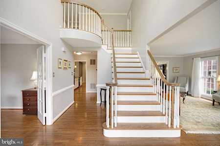 6631 Rockland Dr Clifton, VA 20124