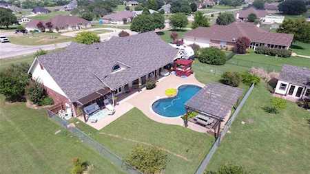 2017 W Emerald Bend Court Granbury, TX 76049
