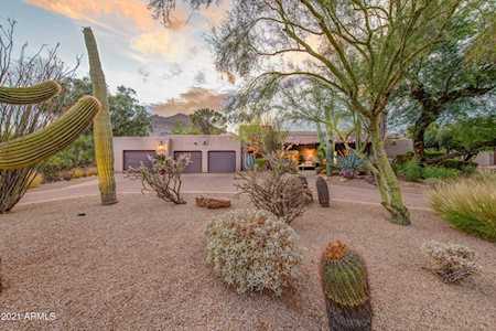 2027 E Smoketree Drive Carefree, AZ 85377