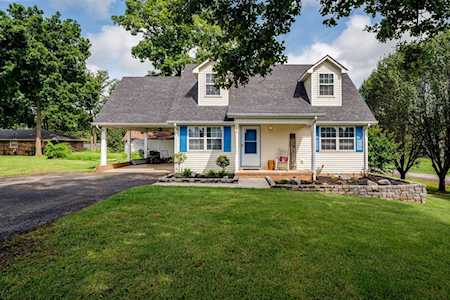 526 Sun Cir Shelbyville, TN 37160