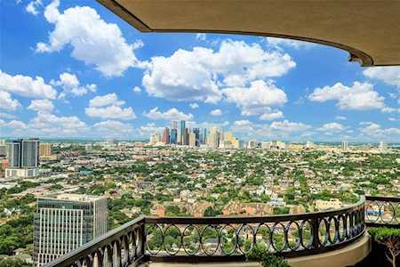 2121 Kirby Dr Houston, TX 77019