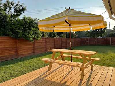 906 E Leslie CIR #B Austin, TX 78721