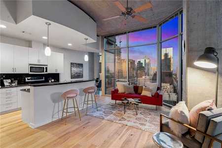 360 Nueces ST #1601 Austin, TX 78701