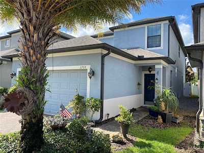 2708 Garden Falls Dr Brandon, FL 33511