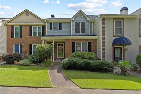2696 Arbor Glen Marietta, GA 30066