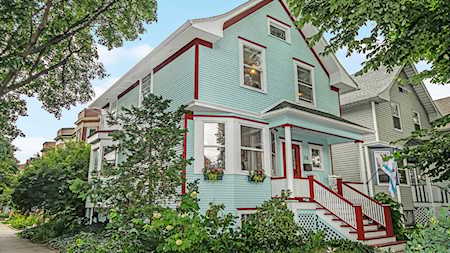 1701 W Farragut Ave Chicago, IL 60640