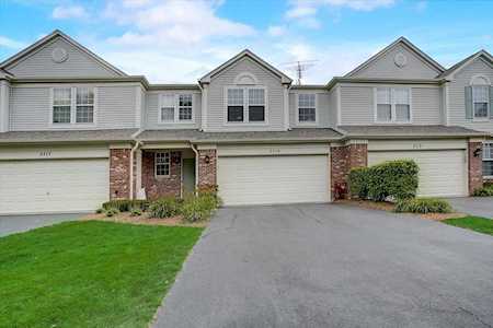 2719 Bay View Circle Algonquin, IL 60102