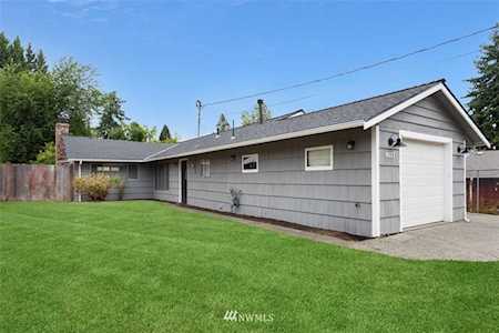 4117 220th St SW Mountlake Terrace, WA 98043