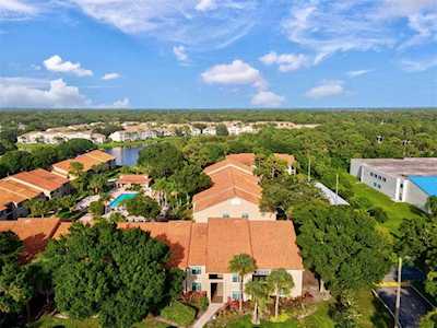 4061 Crockers Lake Blvd #26 Sarasota, FL 34238