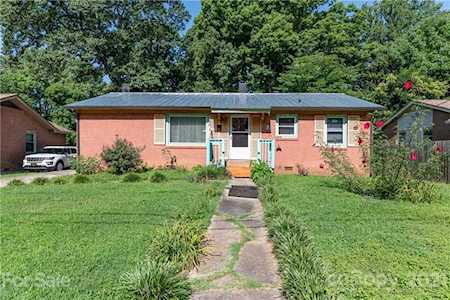 314 Saint Anne Place Charlotte, NC 28213