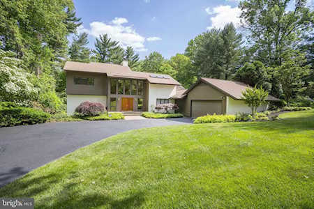 102 Chandler Ln Greenville, DE 19807