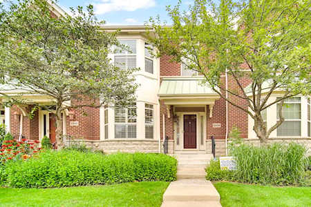 2436 Violet St Glenview, IL 60026