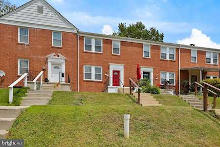 129 Nunnery Ln Baltimore, MD 21228