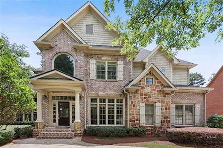 2862 Laurelgate Dr Decatur, GA 30033