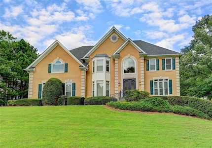 615 Croydon Ln Alpharetta, GA 30022