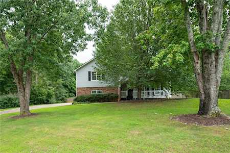 4061 Stephanie Court NW Kennesaw, GA 30152