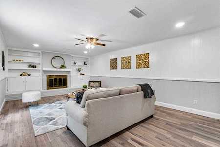 11615 Rogue Way Dallas, TX 75218