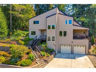 986 NE Foothills Dr Estacada, OR 97023