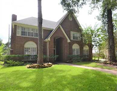 4019 Felicia Dr Sugar Land, TX 77479