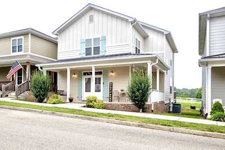 299 Augusta Ave Pleasant View, TN 37146