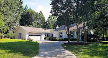 3338 Pebble Hill Dr Marietta, GA 30076