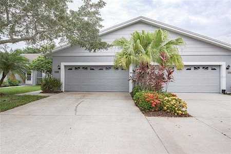 13600 Lake Point Dr S Clearwater, FL 33762