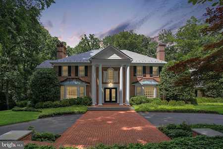 10 Wetherfield Ct Potomac, MD 20854