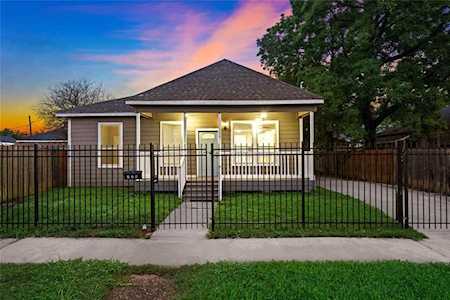 129 N Maplewood St Houston, TX 77011