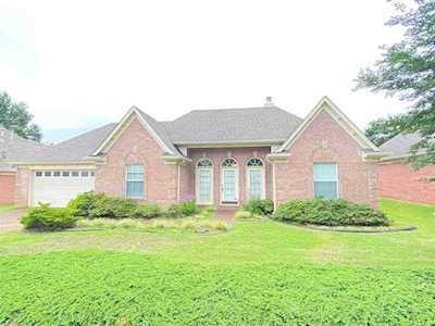 8271 Floral Springs Dr Memphis, TN 38016