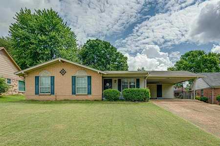 5068 Cedar Valley Dr Memphis, TN 38116
