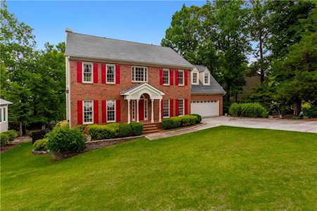 4100 Devon Wood Dr Marietta, GA 30066