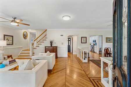 2142 Golfview Dr Charleston, SC 29412