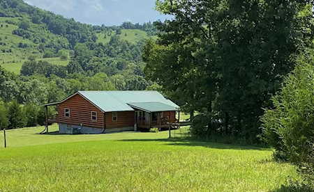 1835 Burt Rd Woodbury, TN 37190