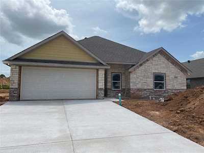 3320 Arrow Creek Drive Granbury, TX 76049