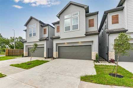 5516 Rosslyn Rd Houston, TX 77091