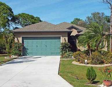 142 Yellow Pine Dr Rotonda West, FL 33947