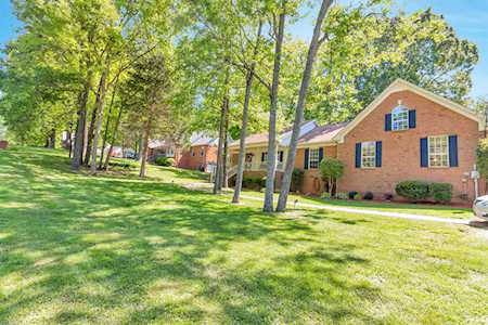 512 Tyler Ct Cottontown, TN 37048