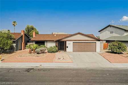 3558 Moraga Dr Las Vegas, NV 89103