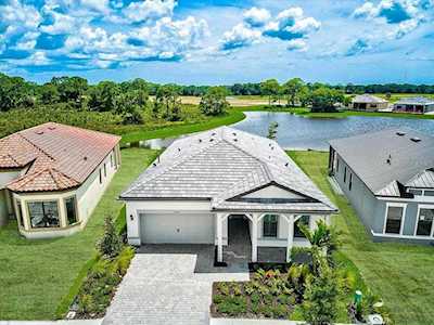 6263 Crested Eagle Ln Nokomis, FL 34275