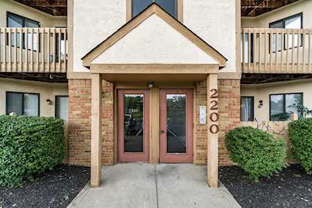 2200 Hedgerow Road Columbus, OH 43220