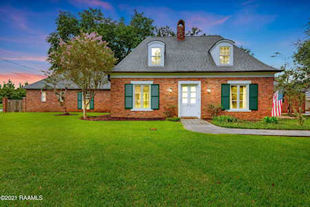 110 Ducharme Lane Lafayette, LA 70503