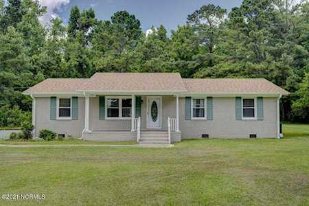 15010 Nc Highway 210 Rocky Point, NC 28457