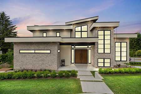 168 Roe Drive Port Moody, BC V3H 3M8