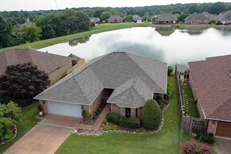 2107 Aztec Dr Dyersburg, TN 38024