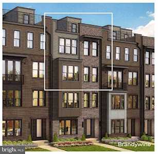 4762 Tatum Mill Way Chantilly, VA 20151