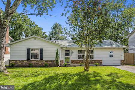 1017 Christmas Ln Gambrills, MD 21054