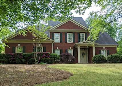 940 Lakemere Crest Suwanee, GA 30024